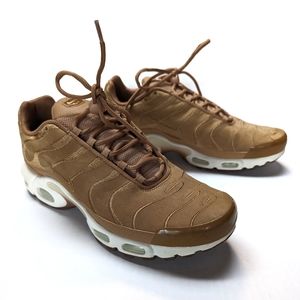 Men's Nike Air Max Plus TN EF Size 11.5
